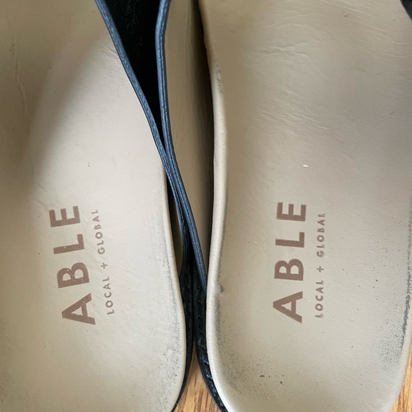 Able NEW Whitney Sandal never worn outside, only 1x indoors for fit. Not online! - Picture 4 of 7